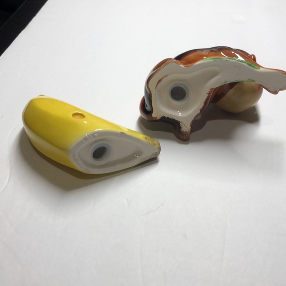 Monkey and Banana Salt & Pepper shaker - Picture 5 of 7